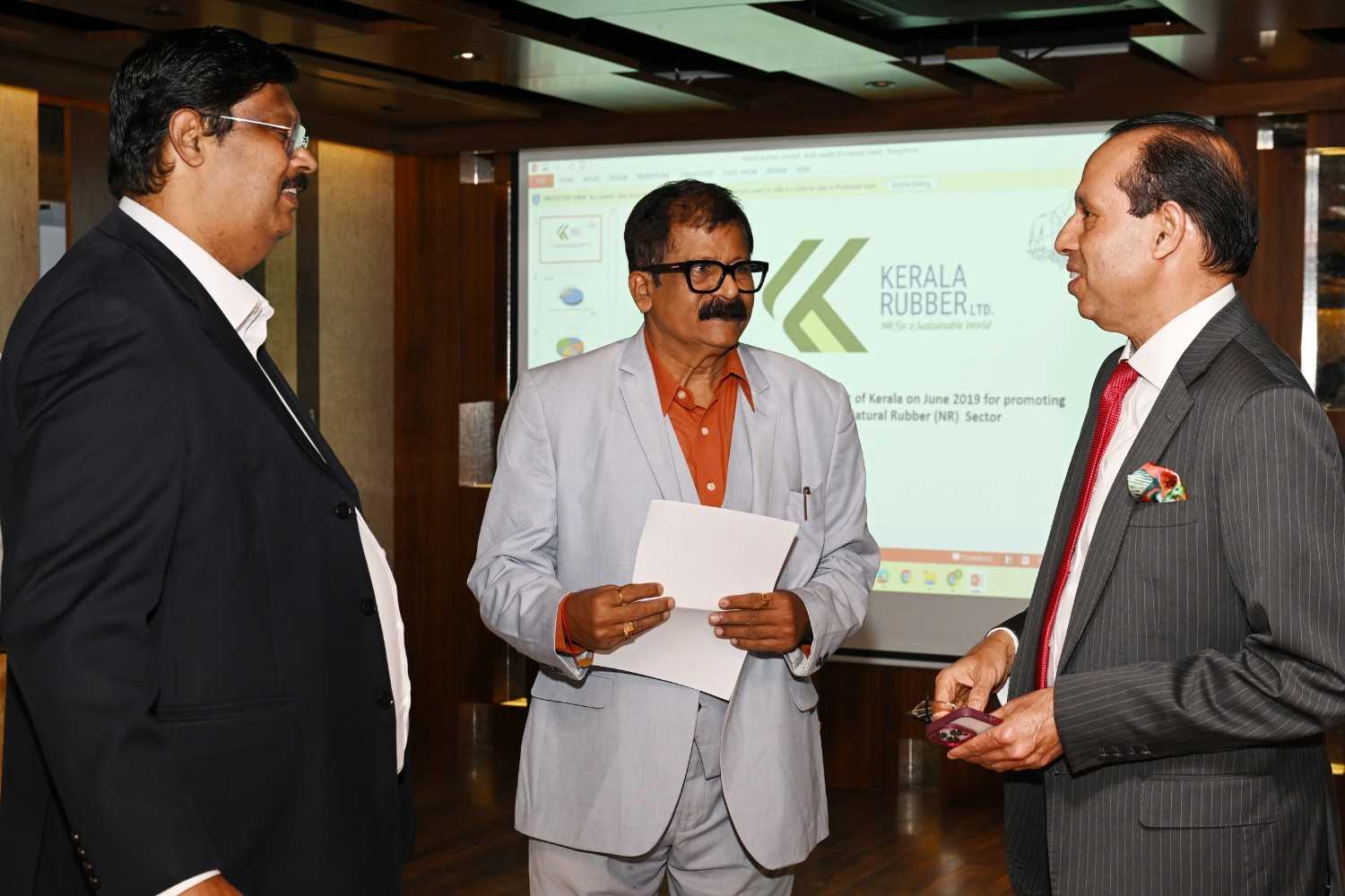 Investors Meet at Dubai